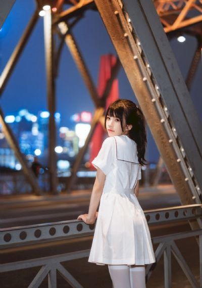 在线播放国产日韩av_720免费播放